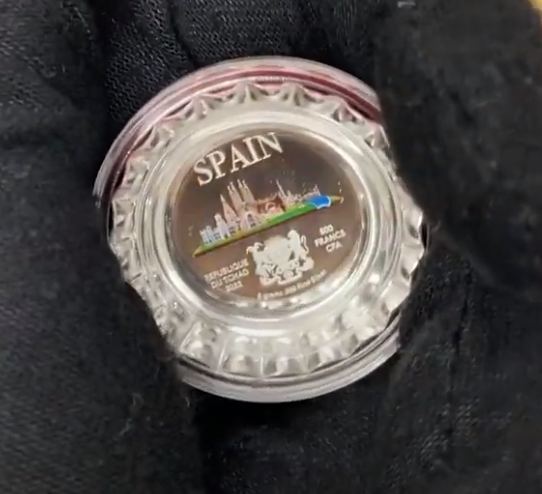 2022 Chad 6 gram World Landmarks - Spain Bottle Cap Proof Silver Coin .999 Fine (In Cap) thumbnail 2